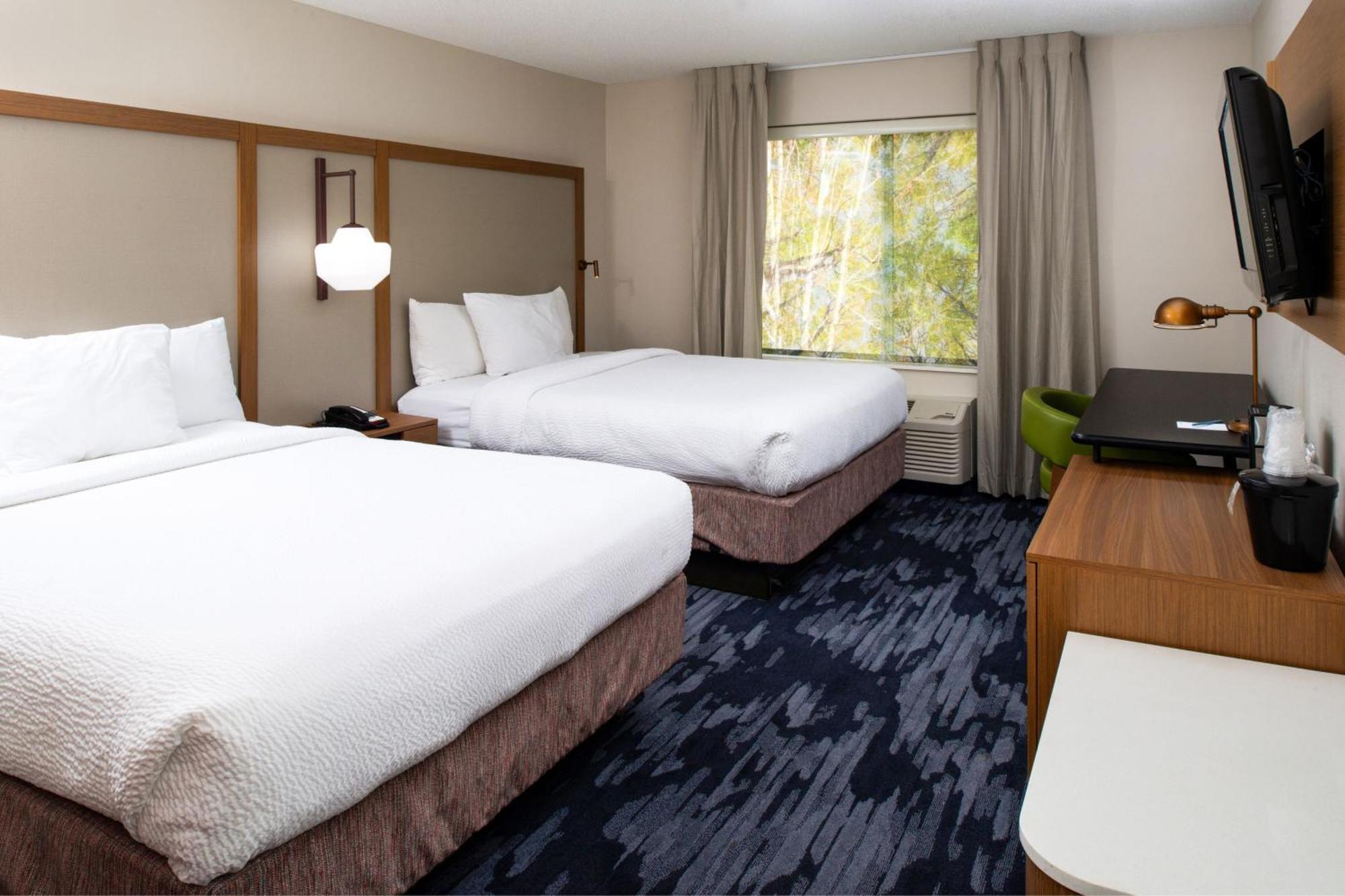 Fairfield Inn & Suites Greensboro Wendover Exteriör bild