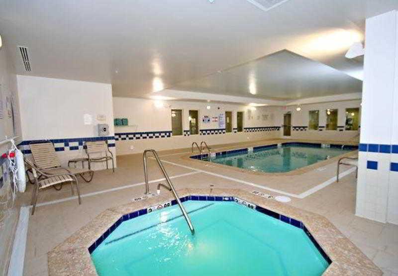 Fairfield Inn & Suites Greensboro Wendover Exteriör bild