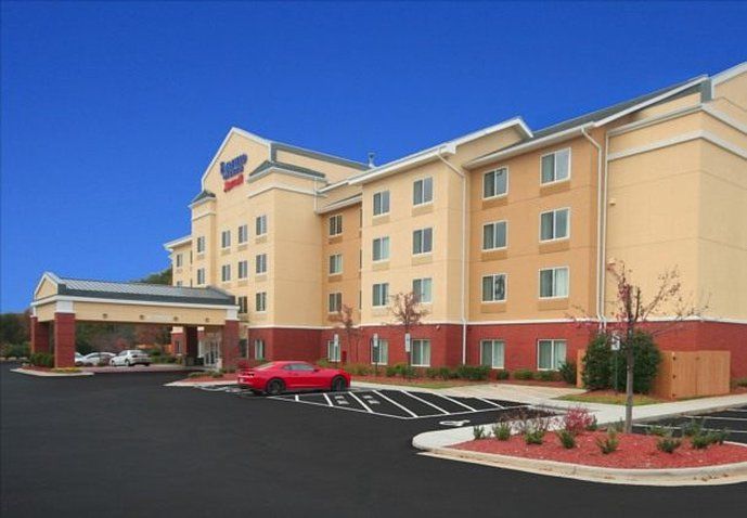 Fairfield Inn & Suites Greensboro Wendover Exteriör bild